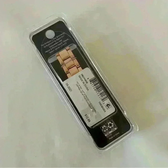 Rose Gold Apple Watch Band with faux diamonds - Picture 2 of 4